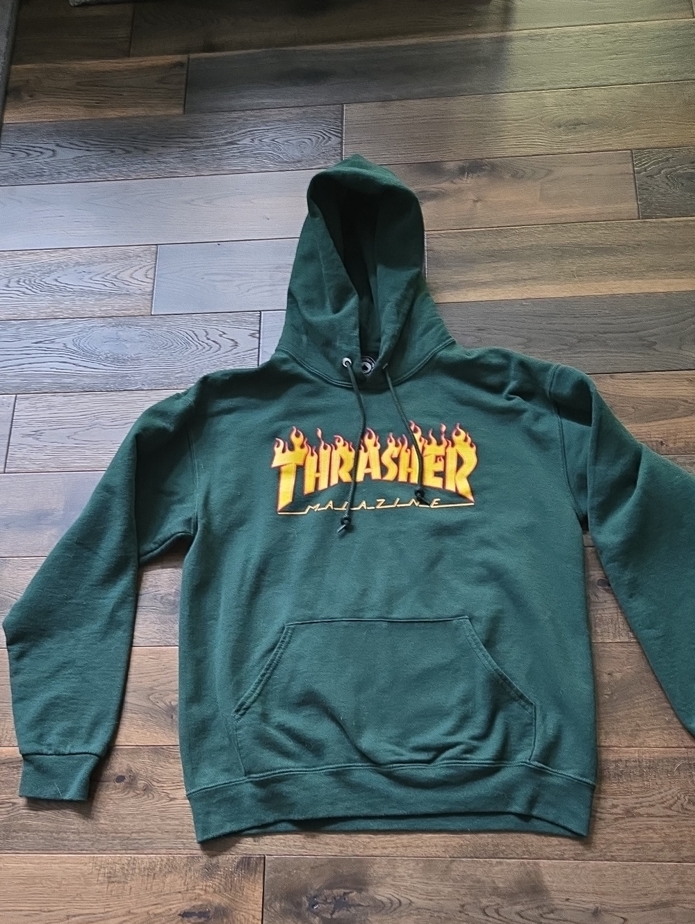 Thrasher Flame Logo Hoodie in Green Size Medium